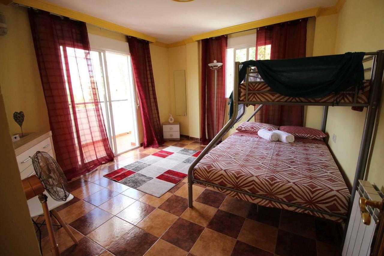 Vivienda Fitness Virgen Angustia Alloggio in famiglia Granada